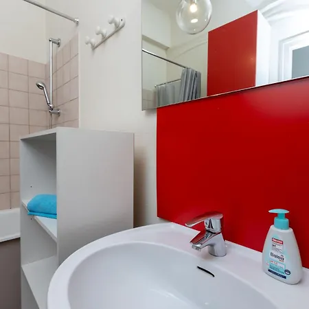 Benoit By Interhome شقة